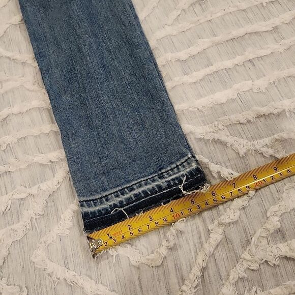 Medium wash, super soft, distressed Rag&bone skinny jeans w/distressed hem sz25! - Picture 13 of 13